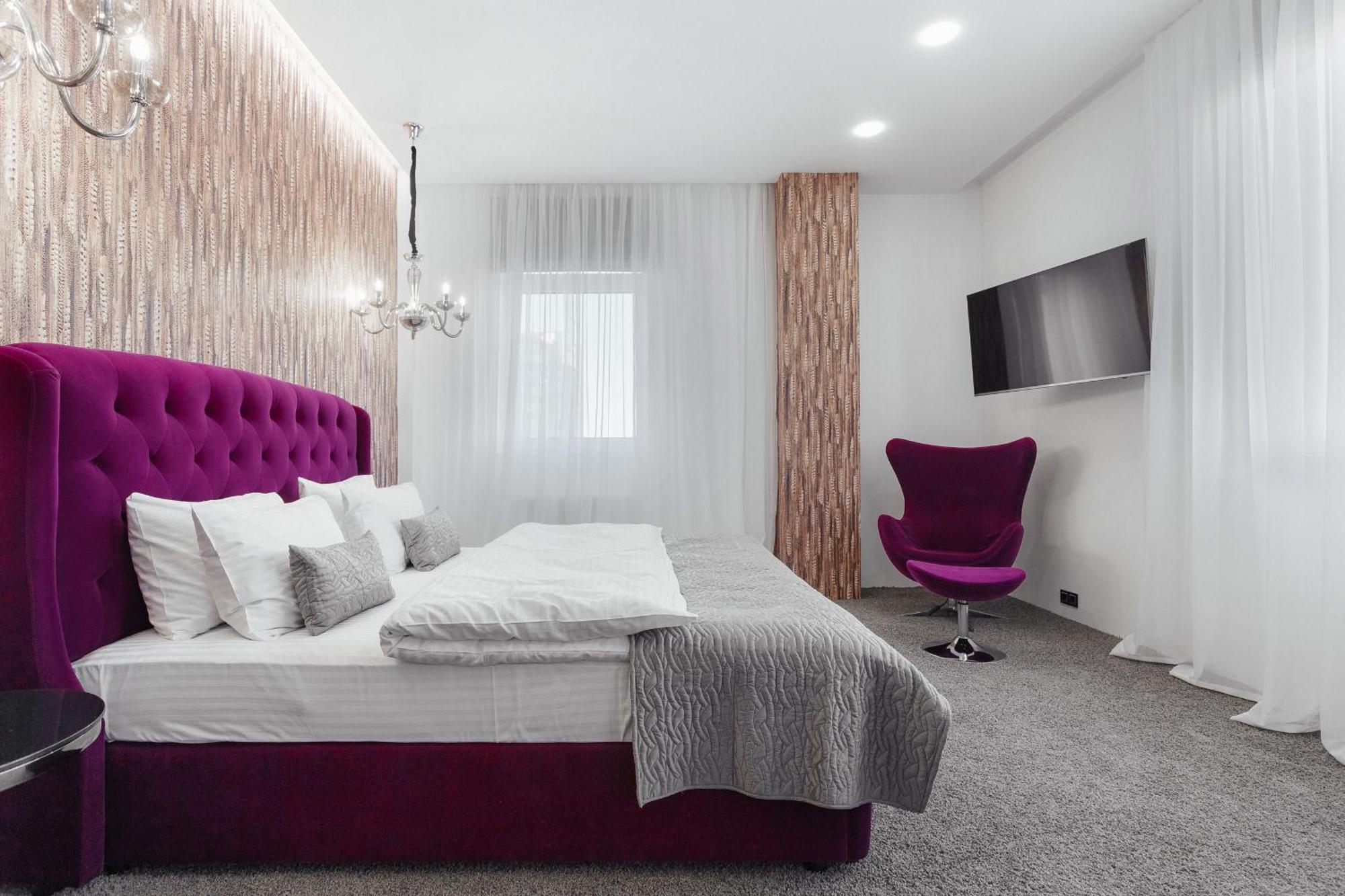 Royal Apartment Odessa Extérieur photo
